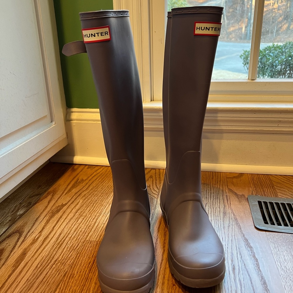 Hunter Women’s Original Tall Rain Boots, Lavender, size US 7